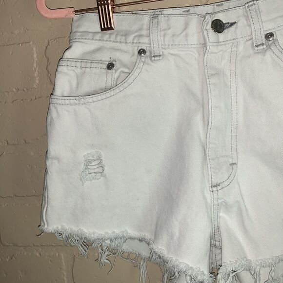 Vintage Distressed Frayed Cut Off Shorts - Picture 3 of 12